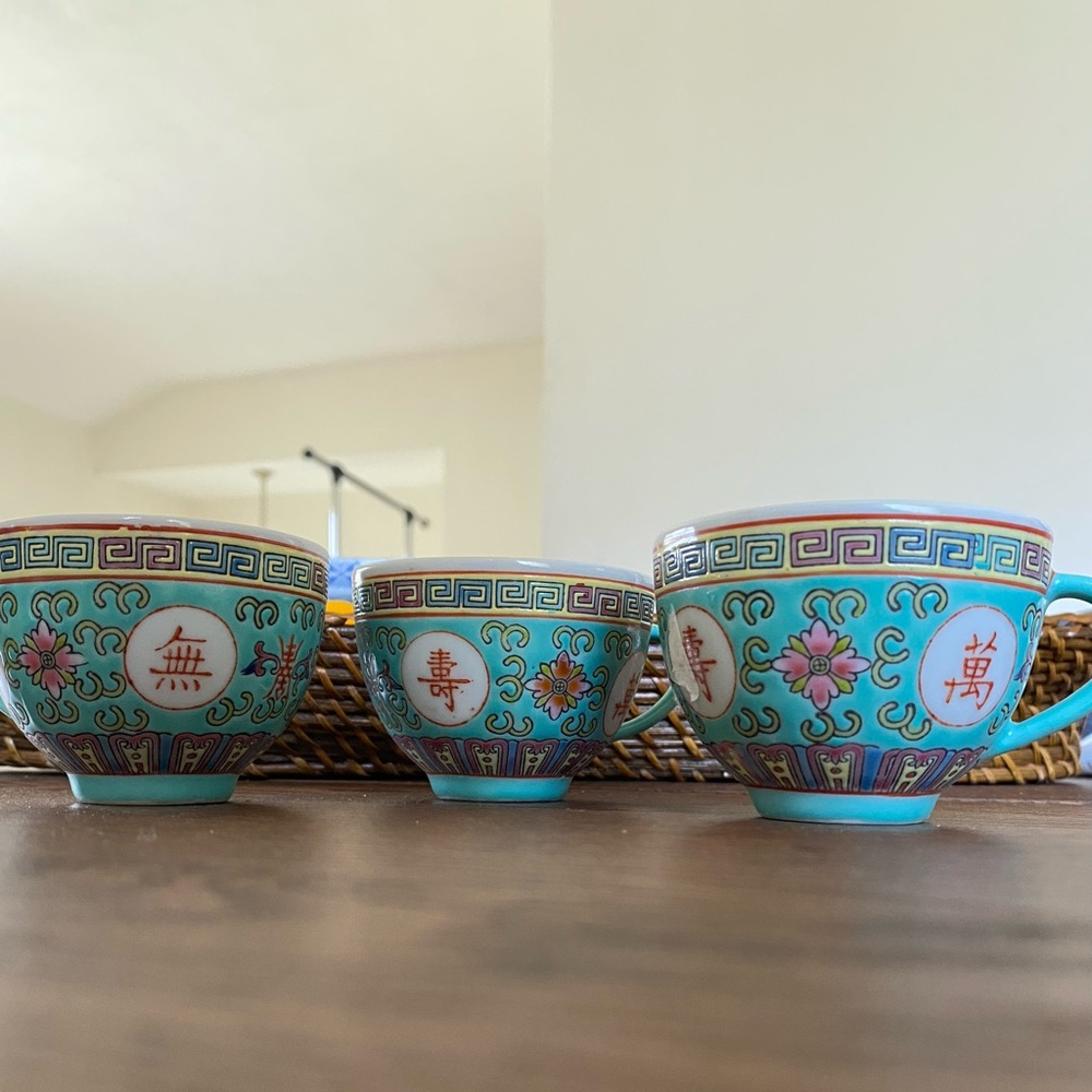 Vintage Chinese teacups